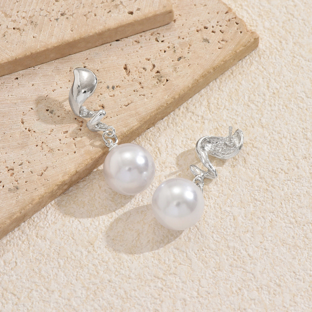 Spiral Flame Freshwater Pearl Earrings – Gold Plated Geometric Jewelry
